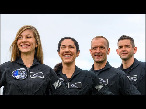 Billionaire who flew SpaceX headed back into orbit