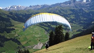 preview picture of video 'Paragliding in Gstaad (Schweiz)'