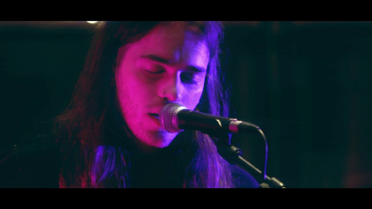 KOYO - Jouska (Live at RAK Studios) - YouTube