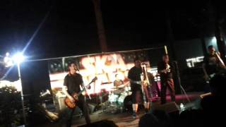 La Plebe - Vahos del Ayer, The Guns of Brixton, Guerra Sucia, Pinches Fronteras ... Ska Wars 2012