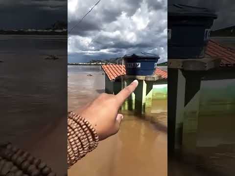 CHEIA DO RIO SÃO FRANCISCO EM BOM JESUS DA LAPA  - BAHIA