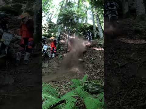 Steep climb Graham Jarvis in action - Clinic School - Enduro skills #shorts #Jarvis