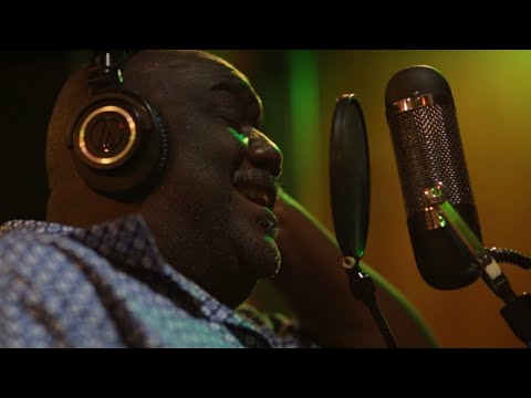 Altered Five Blues Band "I've Got the Scars to Prove It" [Official Studio Video]