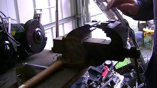 UNBOXING A AXMINSTER 100MM  VICE JAW BENDER FOLDER TOOL