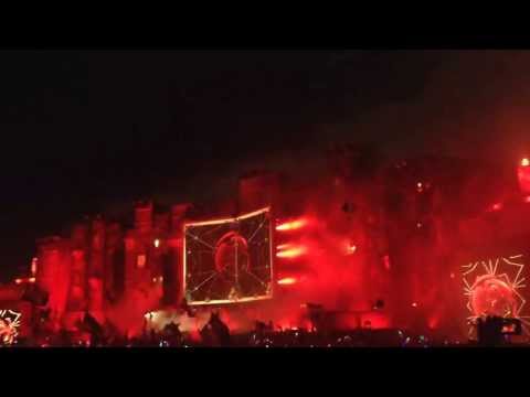 Armin Van Buuren- Diss! (Ferry Corsten) (live from tomorrowWorld)