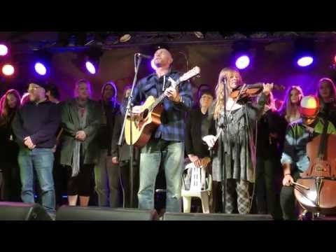 The Ellis Collective and Bloke-Folk Choir - 