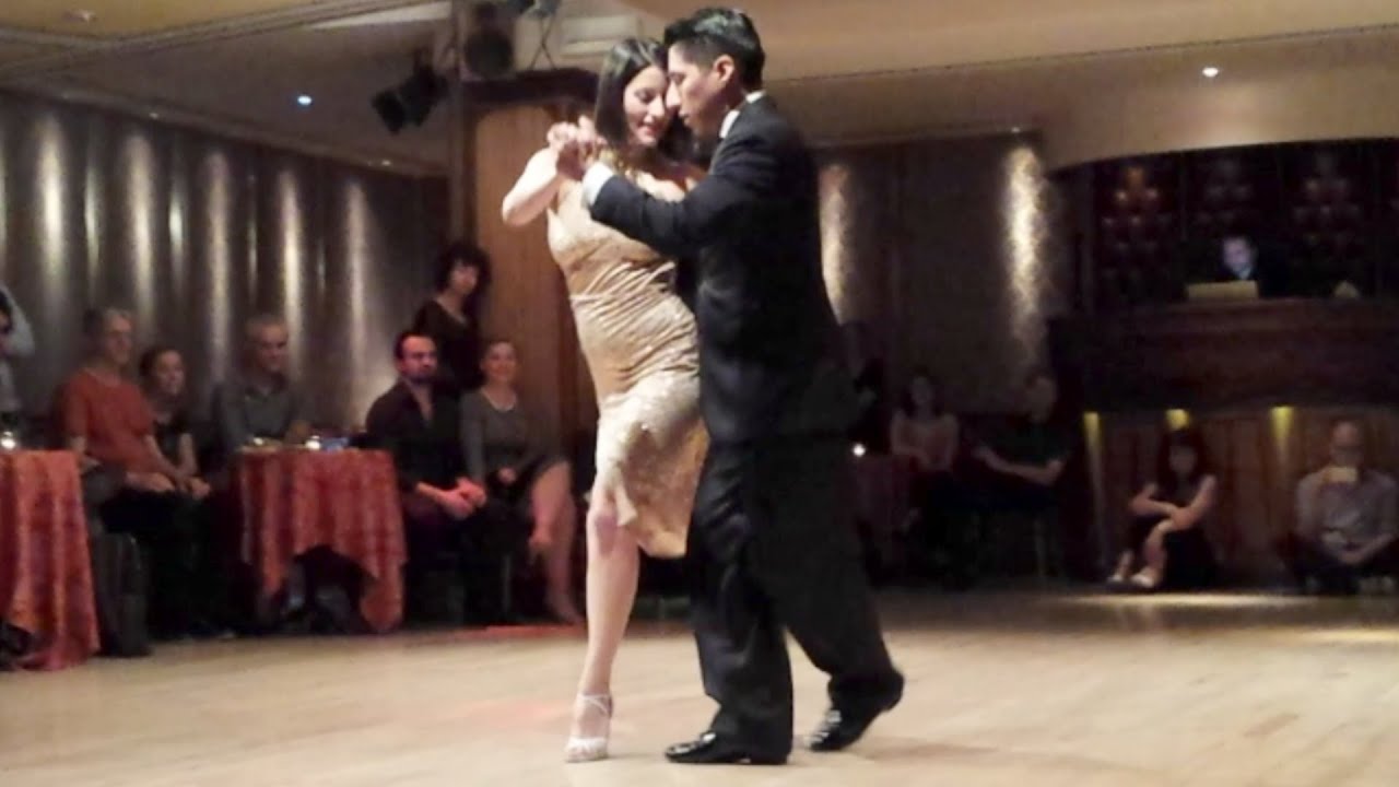 Julieta Questa & Rauli Choque - Lejos De Buenos Aires