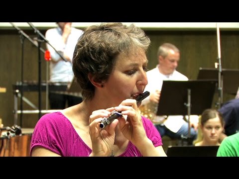 Barry McKimm: Concerto for Piccolo and Orchestra