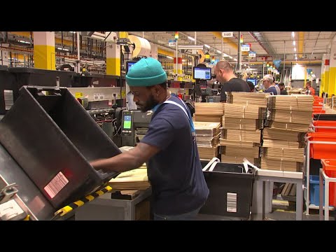 Pakete am laufenden Band: Hochbetrieb bei Amazon in Achim