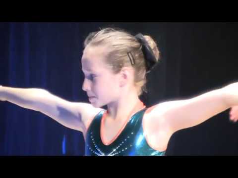 Budo meets Friends 2013 - 03 Unterpfaffenhofen Bodenturnen und KwonRo Kids