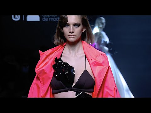 ROBERTO DIZ Highlights Fall 2022 Madrid - Fashion Channel