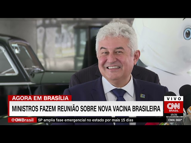 Governo federal protocola pedido de testes de nova vacina feita no Brasil