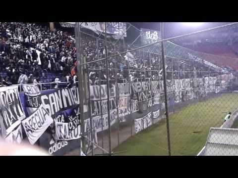 "La Barra del Olimpia / Olimpia vs capiata / Clausura 2013 - Franjeado me enamore de ti" Barra: La Barra 79 &bull; Club: Olimpia