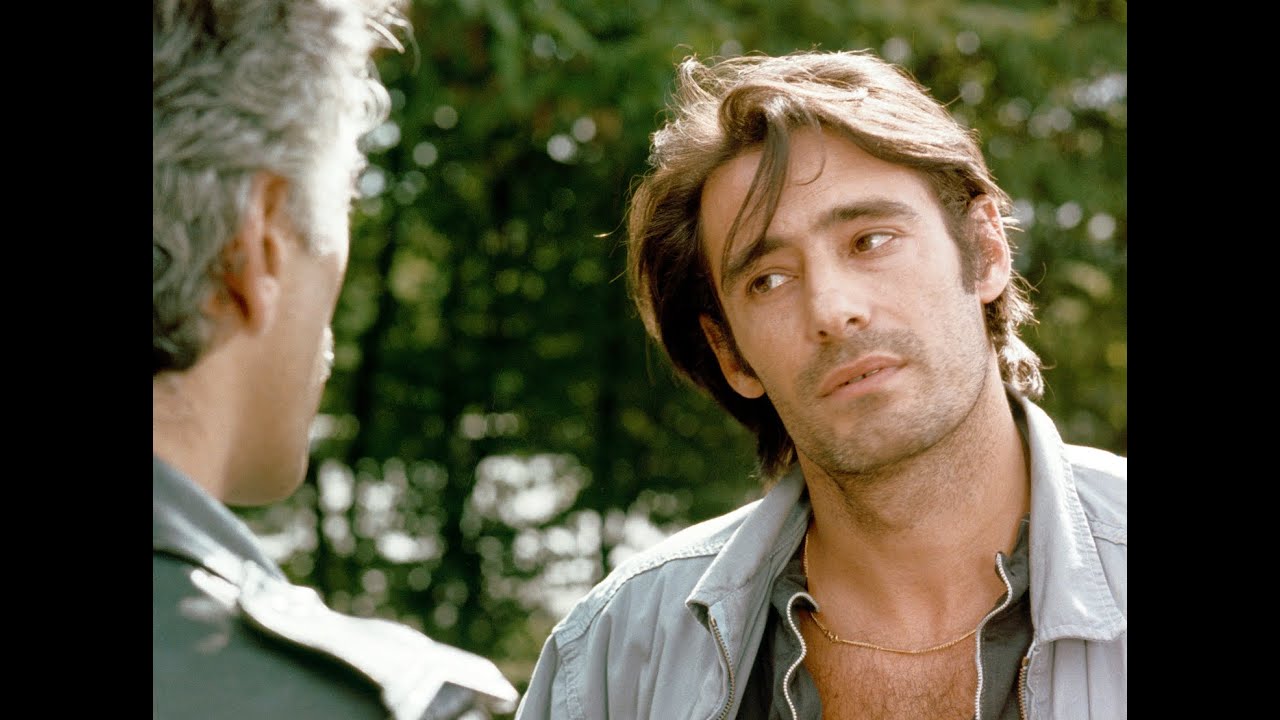 Miniature de la vidéo Il y a des jours... et des lunes [bande-annonce] du film Il y a des jours… et des lunes