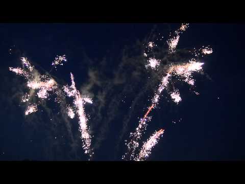 80 Shot V Shape Crackling Crossette / Time Rain 1.3G Cake