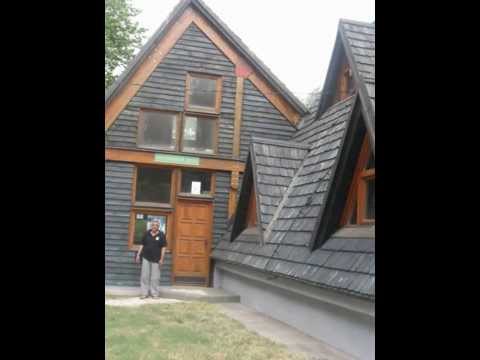 Nemas prava ti da pitas nikoga za mene