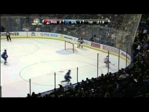 Mikkel Boedker 2 on 1 wrist shot goal 2-1 Phoenix Coyotes vs St. Louis Blues 11/12/13 NHL Hockey.