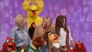 Dixie Chicks - The Muppets -  No Letter Better