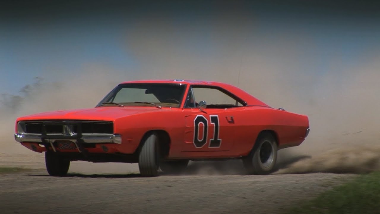 GENERAL LEE VS THE BANDIT TRANS AM - BEST CAR CHASE EVER !!!
