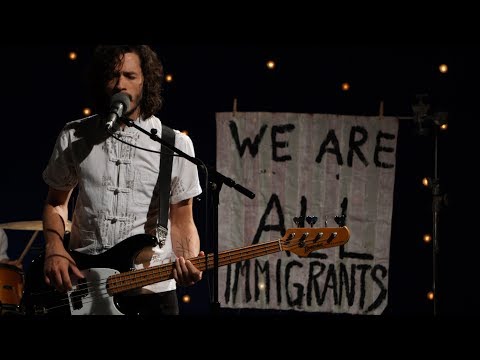 Making Movies - 'Spinning Out' I The Bridge 909 In Studio