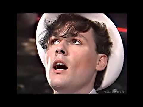 THE ASSOCIATES - PARTY FEARS TWO (1982) - HQ EXTENDED AUDIO UPSCALED VIDEO EDIT