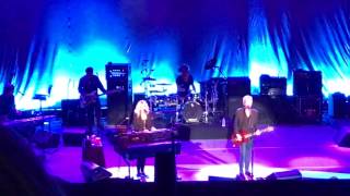 Buckingham McVie Denver 7-27-2017 Red Sun