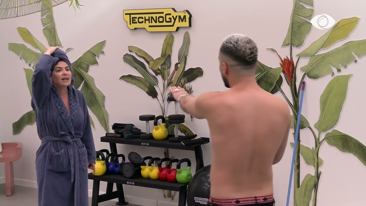 “Si do dalësh ta shohësh veten në pasqyrë?”/ Debati Rozana-Gjestit: Je gënjeshtar