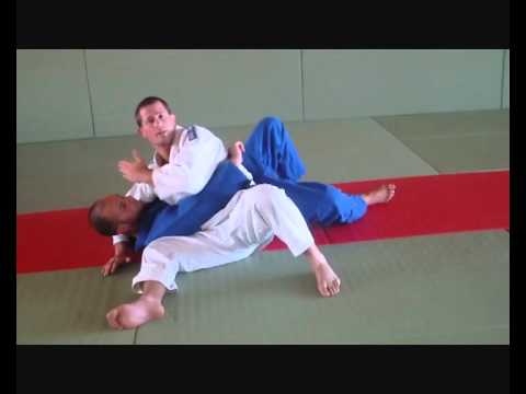 Kesa gatame - in depth instruction by Matt D’Aquino