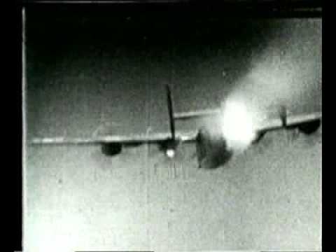 GUN CAMERA Luftwaffe vs U S B 17 & B 24