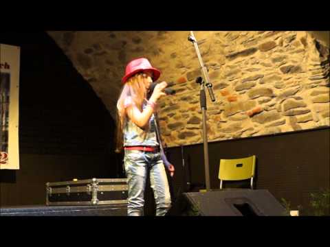 TY JSI TEN NEJ     ( Lucie vondráčková )