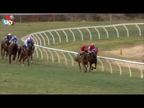 Kalgoorlie 161002 Race 2