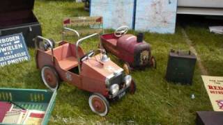 preview picture of video 'BEAULIEU AUTOJUMBLE 16 MAY 2009'