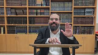 הרב חיים סרוסי - פרשת לך לך - האם מותר לקלף ביצים בשבת או לשתות קפה בבית הכנסת? ואיך זה קשור לפרשה? (הרב חיים סרוסי) - התמונה מוצגת ישירות מתוך אתר האינטרנט יוטיוב. זכויות היוצרים בתמונה שייכות ליוצרה. קישור קרדיט למקור התוכן נמצא בתוך דף הסרטון