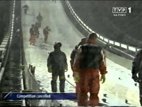 PŚ Hakuba 22.01.2004 - zamieć śnieżna na skoczni