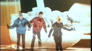 Feeling Groovy With Cheerios - Vintage TV Ad