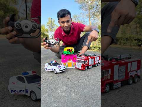 Live Video A police car caught fire, and the fire brigade saved it