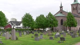 preview picture of video 'Svelvik kirke'