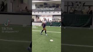 te gusta el fútbol. #messi #messigoal #futbol #badbunny #bikini #elalfaeljefe #girl #pesopluma