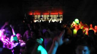 AUDIOBRAWL 04/02/2012 - DJ Darkside playing DJG - Rivet