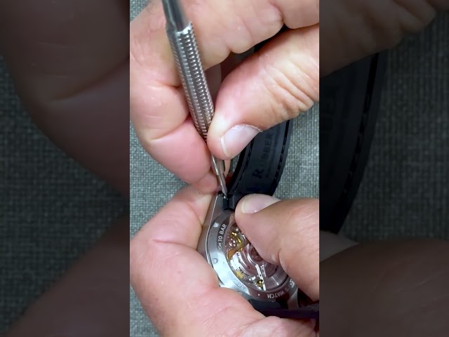 Vídeo relacionado con HEYOZURY Correa de Reloj Para IWC Reloj Correas de Banda Pulsera de Cuero IWC 20mm 21mm Pulsera de Cuero Suave de para la Serie IWC Pilot