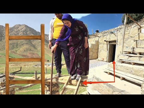 Making a Magic Cave Ladder: Majid's Art for the Comfort of a Nomadic Lady