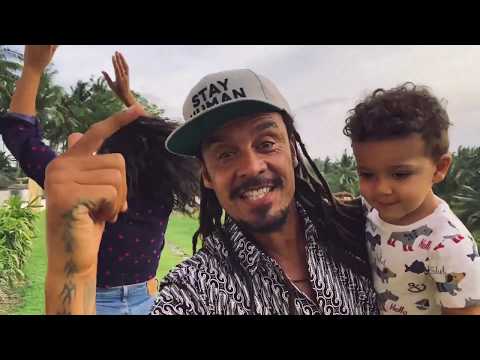 Michael Franti & Spearhead | How We Living (Official Video)