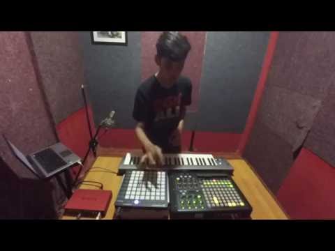 Major Lazer & DJ Snake - Lean On (feat. MØ) ( Clarinet & Launchpad Cover )