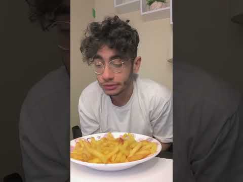 لا تاكل😂💔#اكسبلور #ترند #funny #comedy #ضحك #السعودية #مصر #قصص #تيك_توك #تصميمي #ببجي #يوتيوب