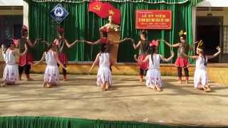 preview picture of video 'Văn nghệ 20 /11 /2014- trường Nguyễn Du, Buôn Hồ'