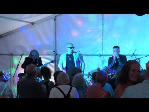 GERRY JABLONSKI BAND      OLD BUSH BLUES   2025