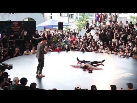 Eric T vs Chen Chen | Top16 | Red Bull BC One Taiwan Cypher 2016