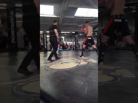 Aaron Slimane vs Jake Watkins   Risk Fight League 1