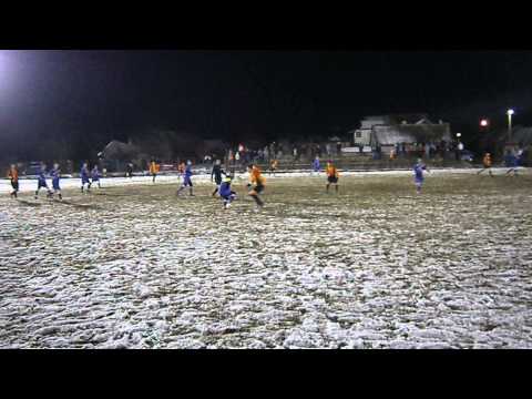 SECVENTE DIN TIMPUL MECIULUI AS BERZASCA - SEMENICUL VALIUG , PRIMUL MECI DIN LIGA A IV-a CARAS- SEVERIN JUCAT IN NOCTURNA ( 3 ), 27 MARTIE 2013