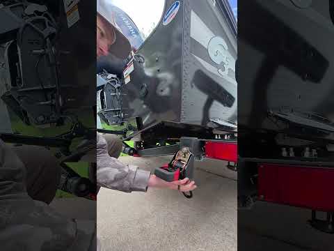 Ratchet Tie-Down straps can help speed things up at the boat landing! #bassfishing #boating